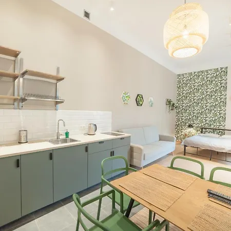 Dizzy Daisy Downtown Cracovia