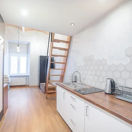 Dizzy Daisy Downtown Kraków