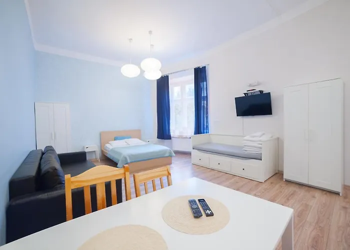 Апартаменты Dizzy Daisy Downtown Краков